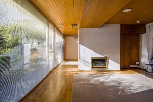 Photo 15- click for photo gallery